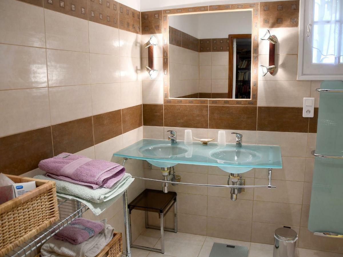 Les Chambres D'Adeline - B&B Murs  Екстериор снимка